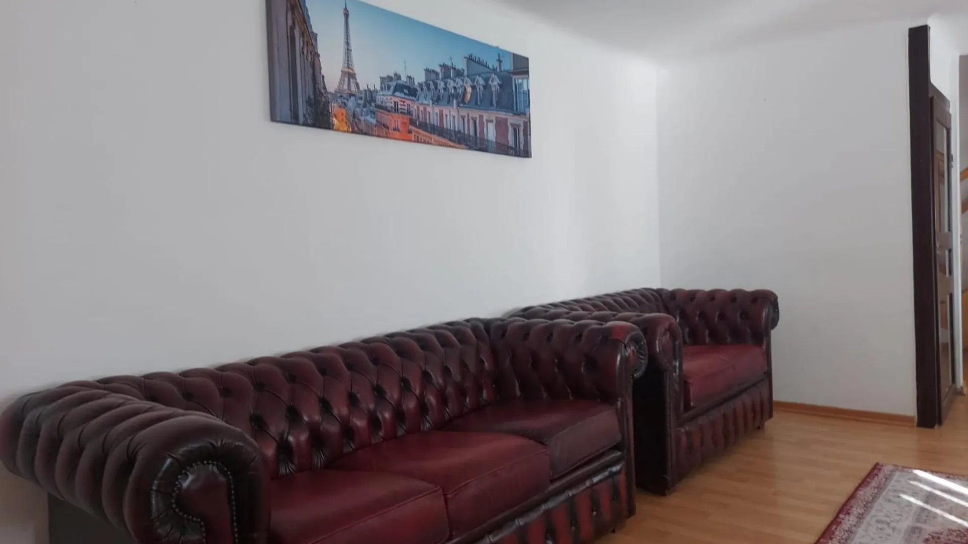 2 Bedrooms, 2 Baths House With A Living Room An Upstairs Reception Rea Vienna Austria